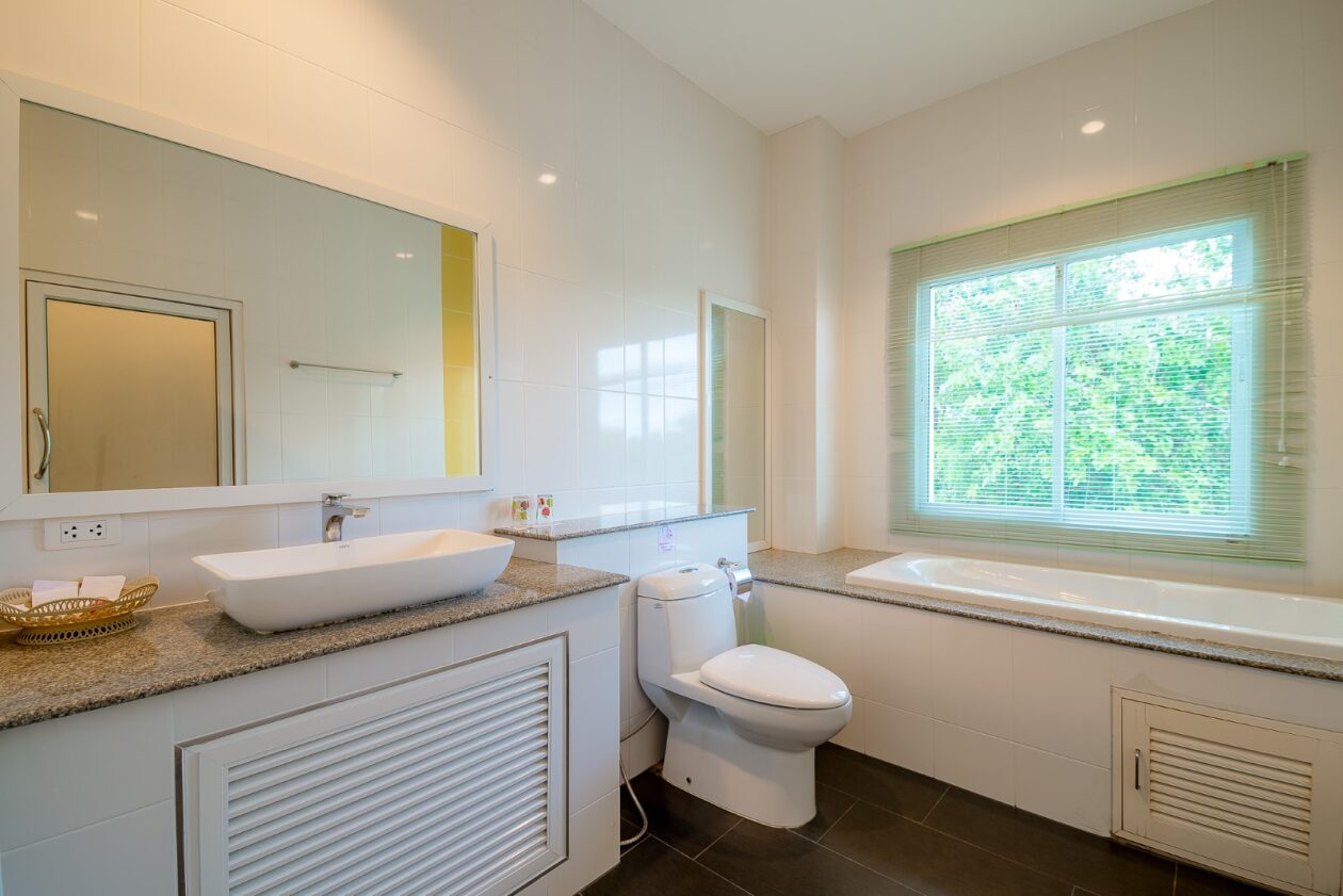 Bathroom 2